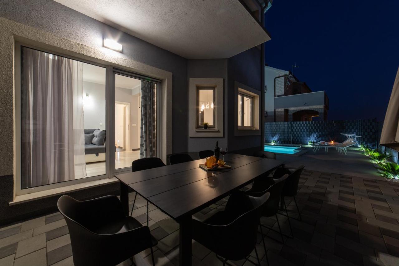 Villa Ban Trogir Exterior photo
