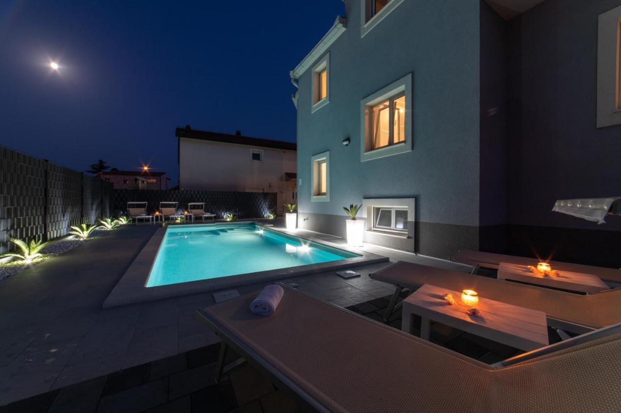Villa Ban Trogir Exterior photo